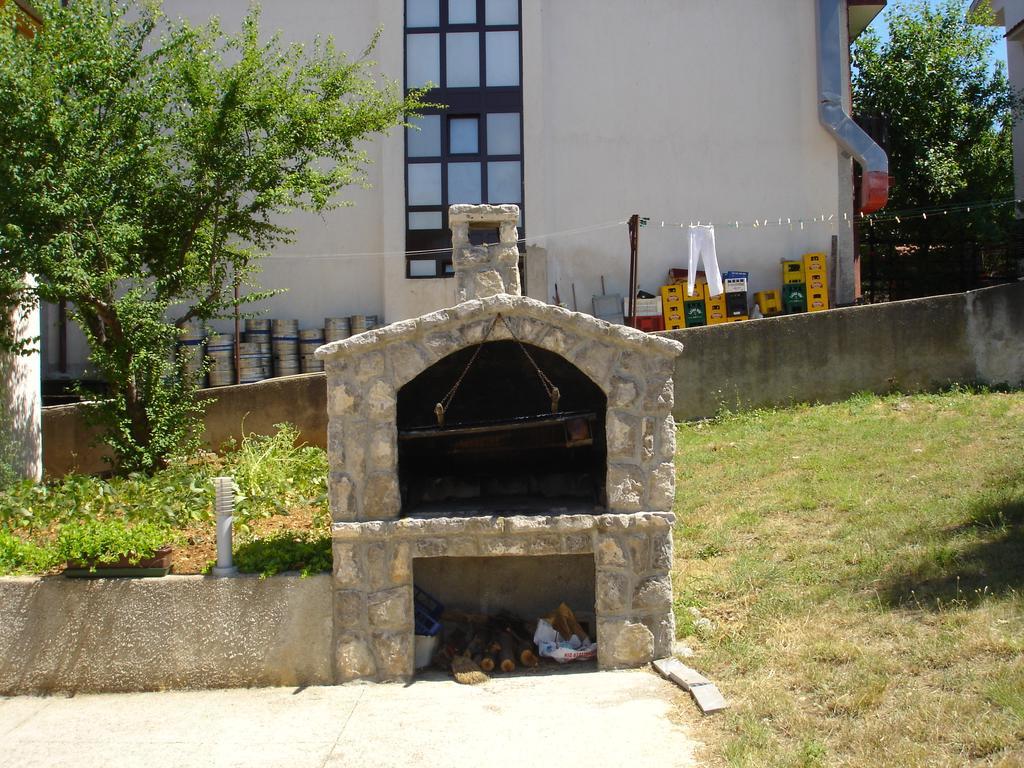 Apartment Slavica Šilo Exteriör bild