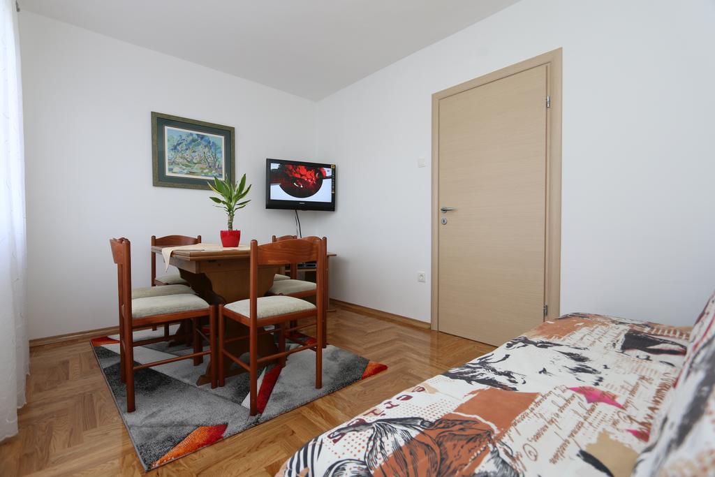 Apartment Slavica Šilo Exteriör bild